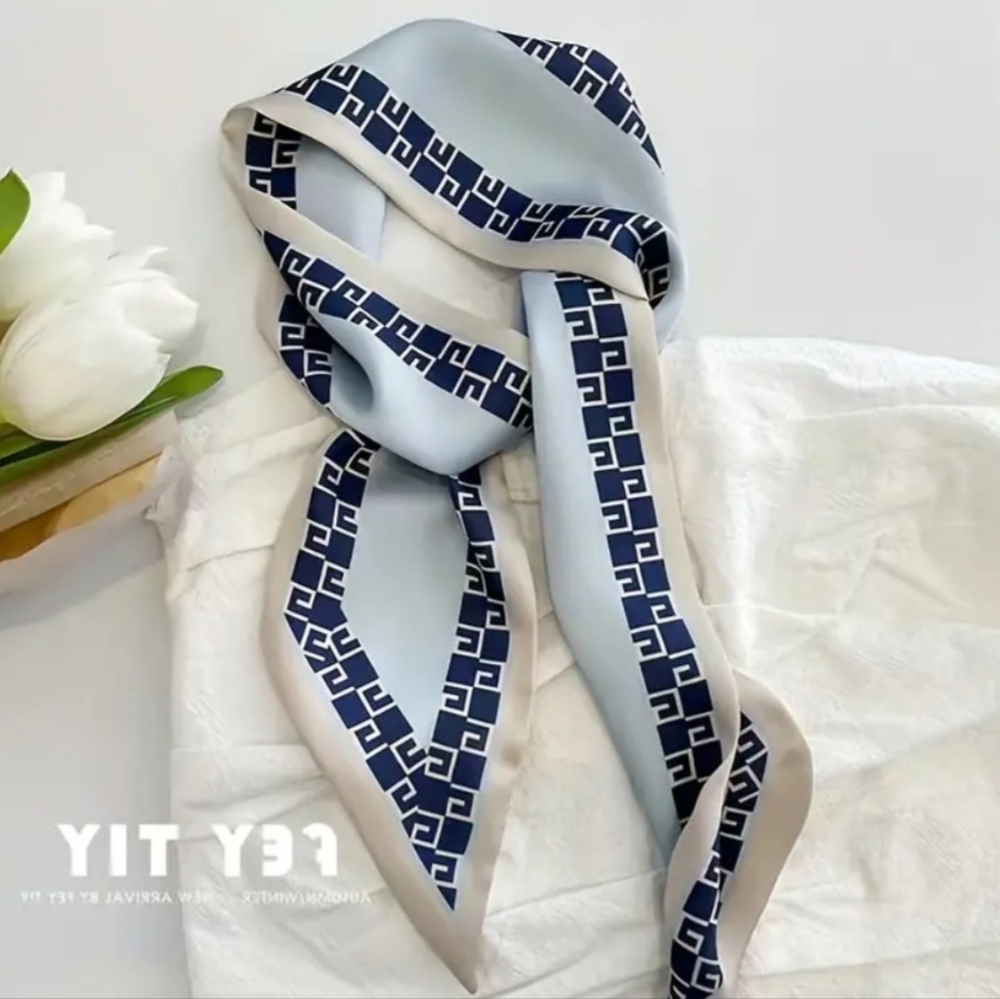 4 pcs. Satin Printed Twillys/Scarves - Picture 5 of 10